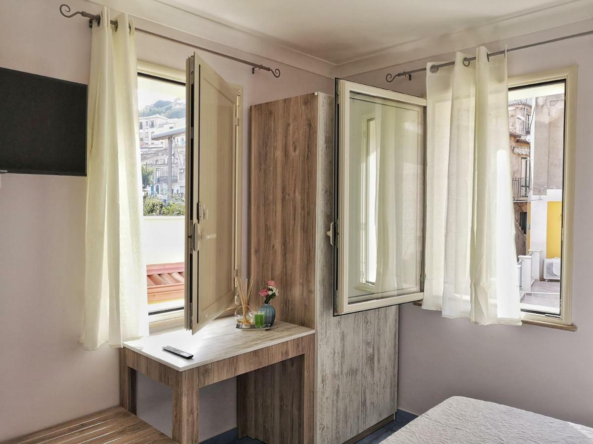 A Casa Di Noemi Hotel Pizzo  Ngoại thất bức ảnh